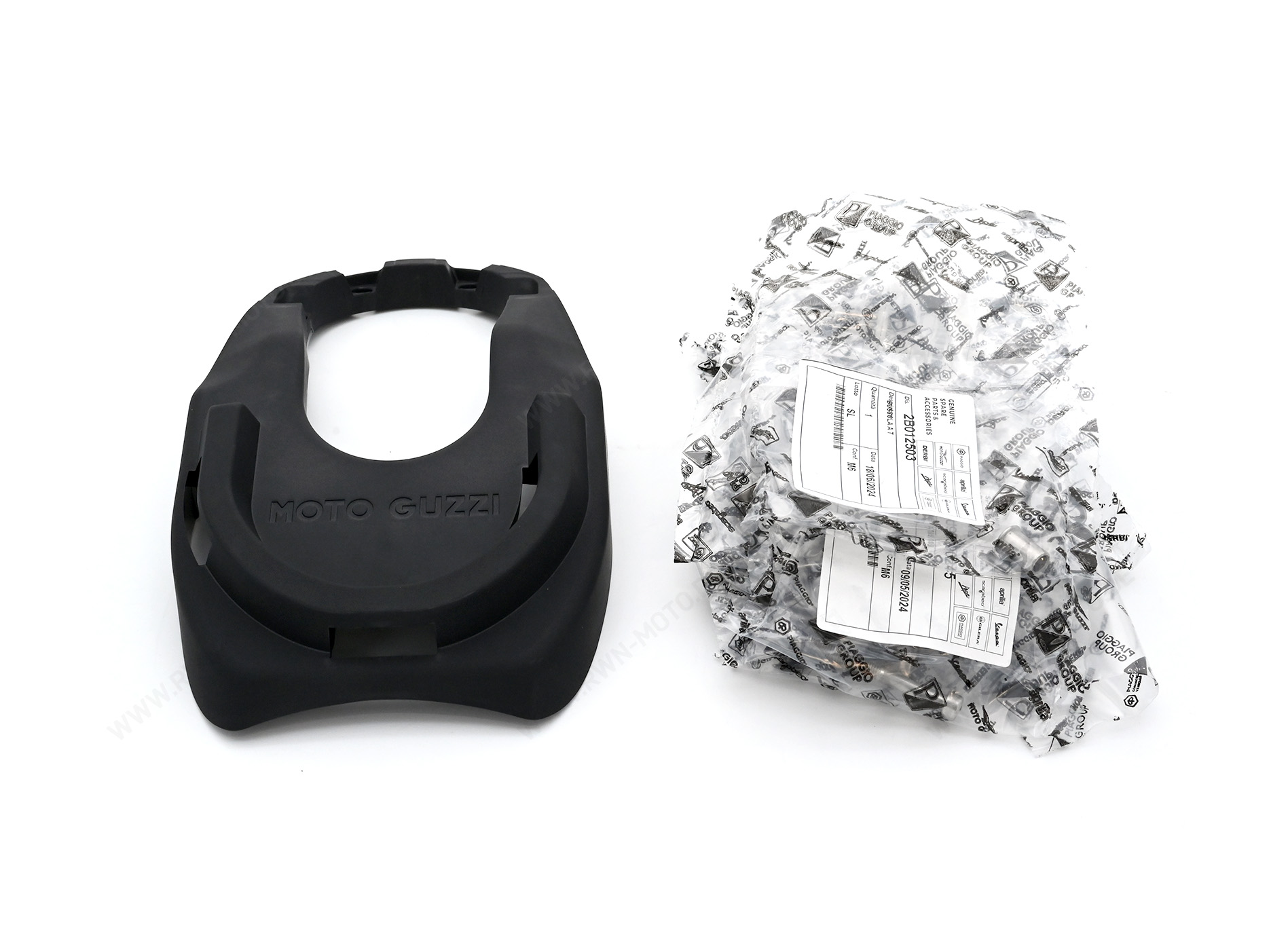 Tank bag holder for Moto Guzzi V85 TT (24-)