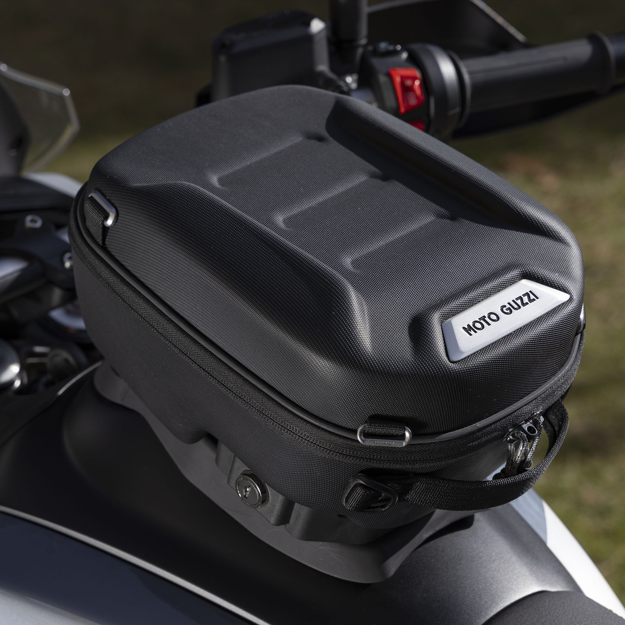 Tank bag for Moto Guzzi V85 TT (24-)