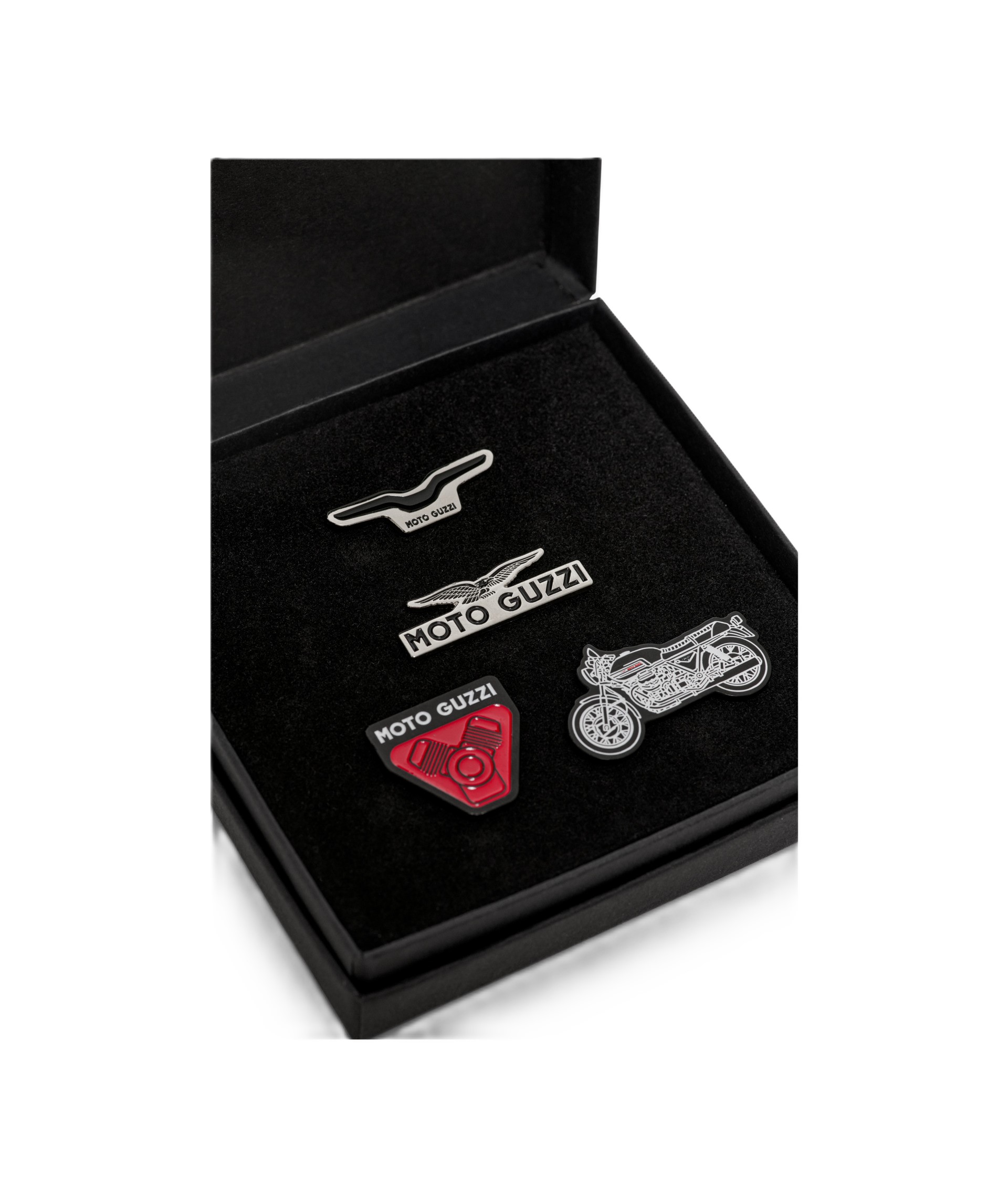 "Moto Guzzi Essential" pin set